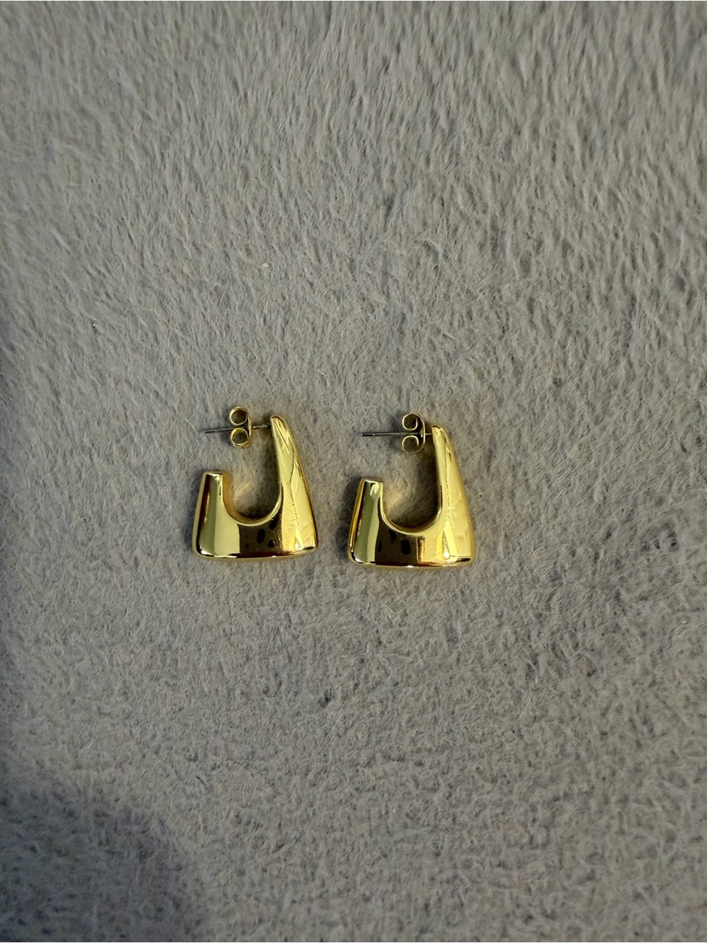 Uncommon James Chunky triangle Earrings